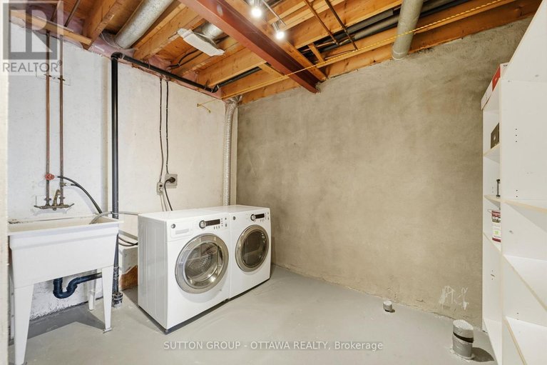 29633973/110-pigeon-terrace/hunt-clubwestern-community/ottawa/ontario/K1V9H7_41