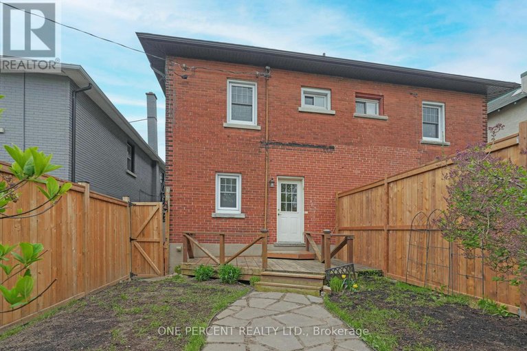 28348247/165-hawthorne-avenue/ottawa-east/ottawa/ontario/K1S0B2_32