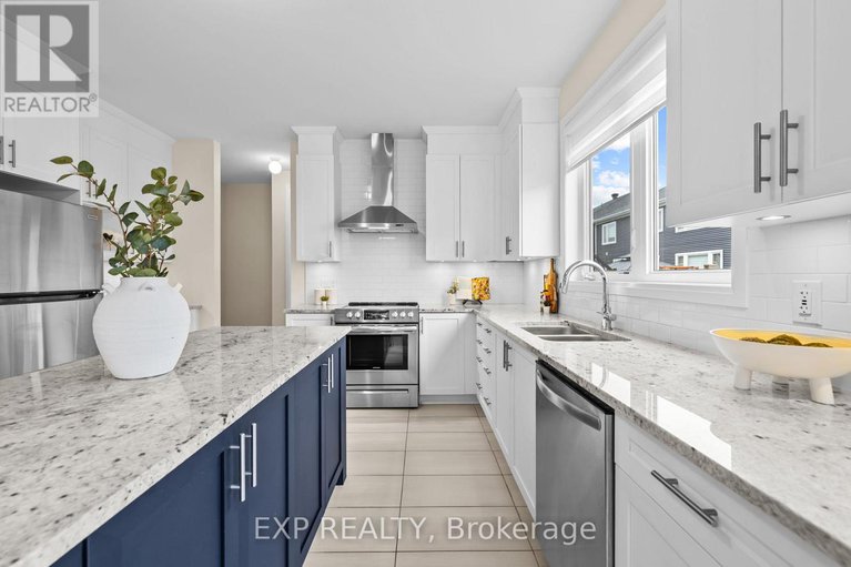 28902655/807-mercier-crescent/orleans-village/ottawa/ontario/K1W1E6_12