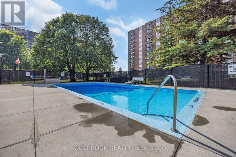 28616169/1465-baseline-road/copeland-park/ottawa/ontario/K2C3L9_34