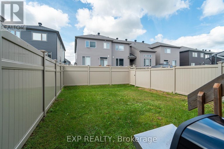 28586832/76-rallidale-street/blossom-parkkemp-parkfindlay-creek/ottawa/ontario/K1X0G7_33