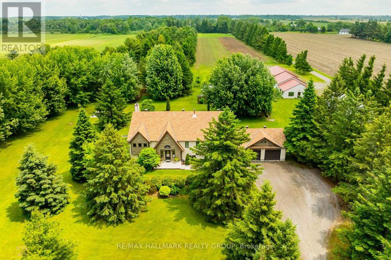 28462169/1329-south-gower-drive-s/north-grenville-twp-kemptville-east/north-grenville/ontario/K0G1J0_1