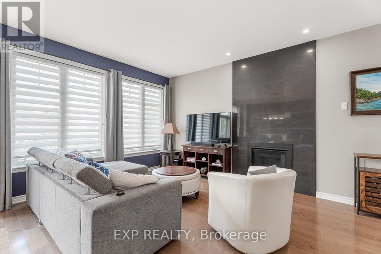 28670012/394-warmstone-drive/stittsville-north/ottawa/ontario/K2S1B9_15