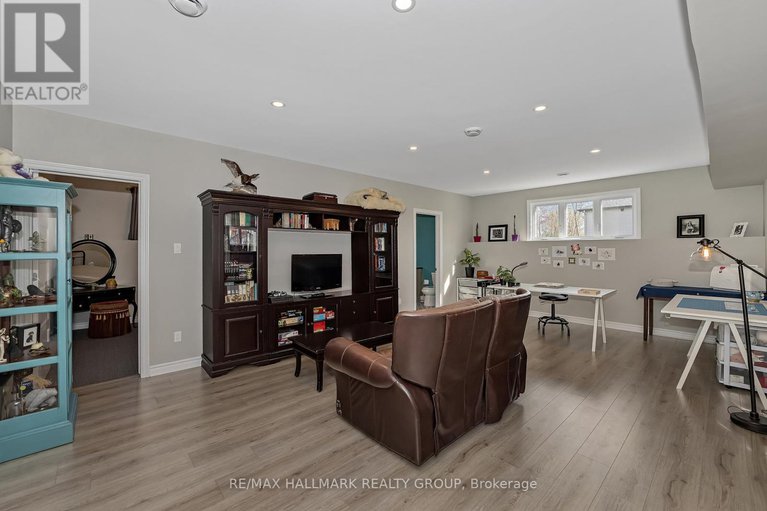 29015817/1350-country-lane/north-dundas-mountain-twp/north-dundas/ontario/K0C2K0_25