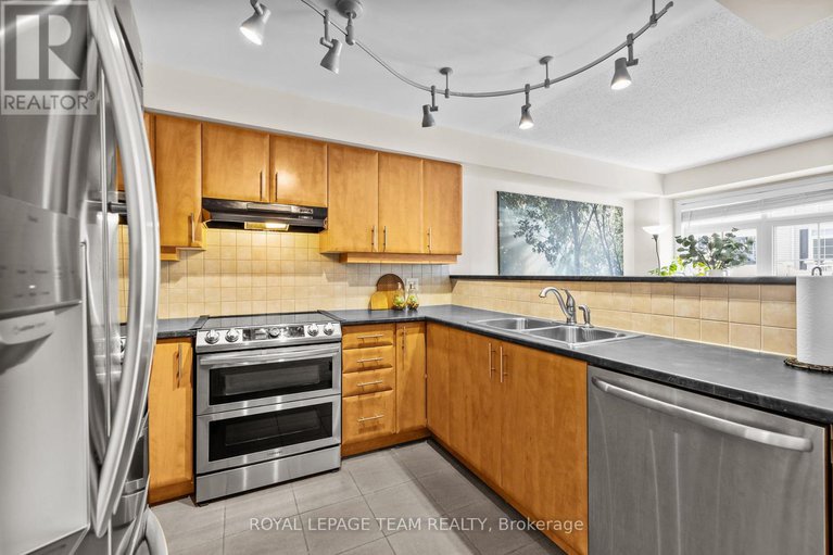 29239471/117-urbancrest-private/stonebridge/ottawa/ontario/K2J0Z6_13