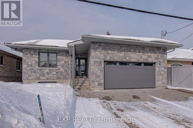 29367435/1473-rosebella-avenue-w/blossom-parkkemp-parkfindlay-creek/ottawa/ontario/K1T1E5_2