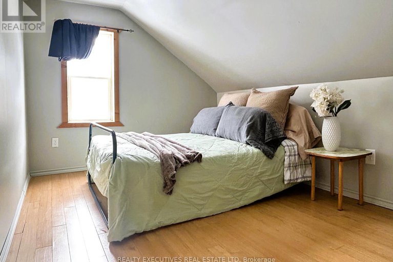 29413176/10030-glen-stewart-road/south-dundas-matilda-twp/south-dundas/ontario/K0E1C0_19