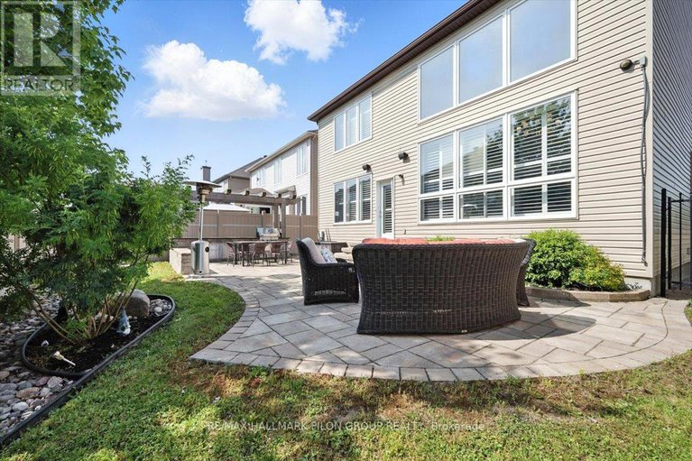 29053439/2145-provence-avenue/notting-hillsummerside/ottawa/ontario/K4A0P1_32