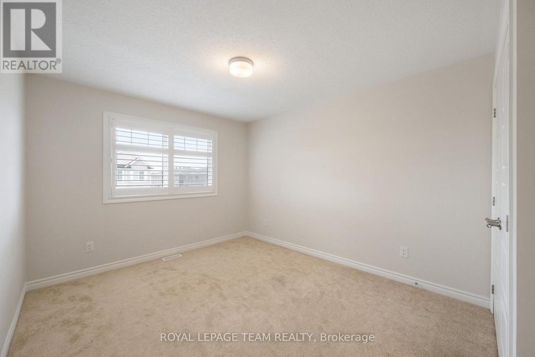 28565820/741-derreen-avenue/stittsville-north/ottawa/ontario/K2S2Y9_28