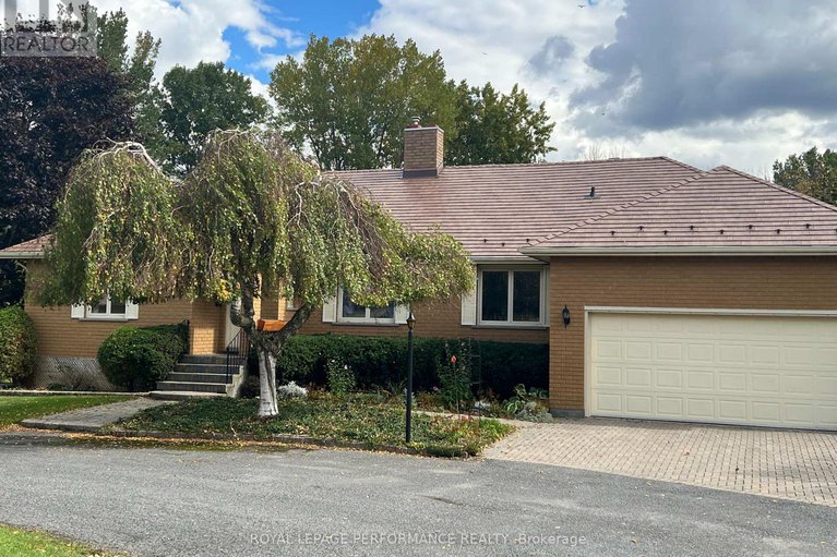 28972335/6275-macrae-court/south-glengarry-lancaster-twp/south-glengarry/ontario/K0C1E0_1