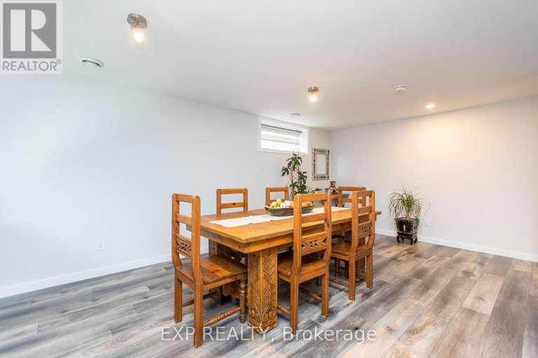 28387831/65-granite-street/clarencerockland-twp/clarence-rockland/ontario/K4K0H7_31