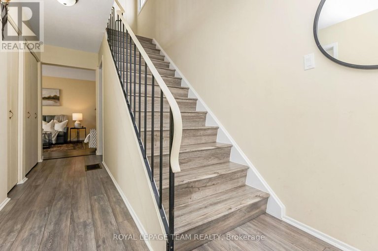 28283538/156-518-orkney-private/carleton-square/ottawa/ontario/K2C3M7_5