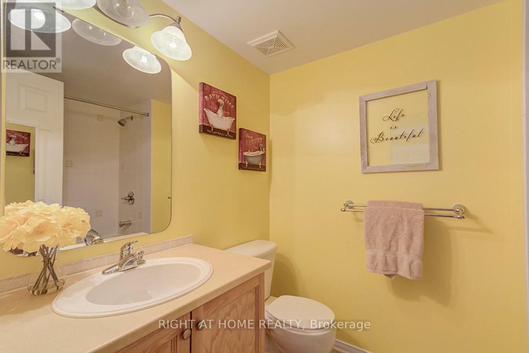 29620882/47-128-bonfield-private/avalon-east/ottawa/ontario/K4A5E2_21