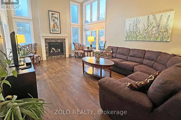 29336515/736-hauteview-crescent/fallingbrookridgemount/ottawa/ontario/K4A2B8_8