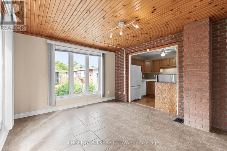 28862945/28-parker-avenue/meadowlandscrestview/ottawa/ontario/K2G3A7_22