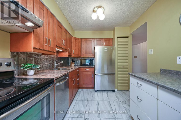 28967477/403-800-mckellar-avenue/carlingwood/ottawa/ontario/K2A2X5_11