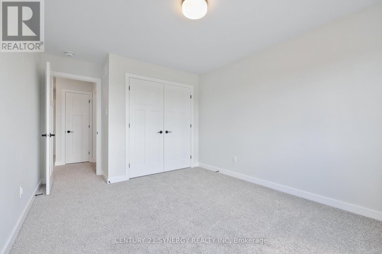 28644848/17-helen-street/north-stormont-finch-twp/north-stormont/ontario/K0A1R0_37
