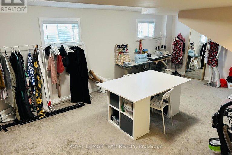 28576259/3040-travertine-way/half-moon-bay/ottawa/ontario/K2J6W9_11