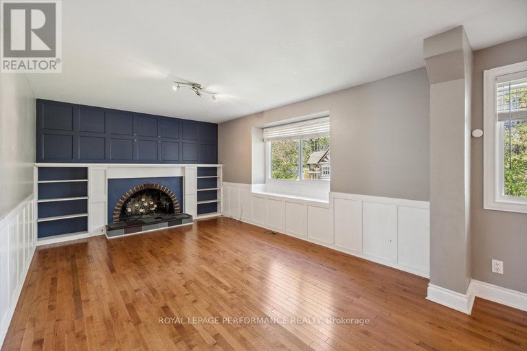 29074495/2045-deerhurst-court/beacon-hill-north/ottawa/ontario/K1J8H2_25