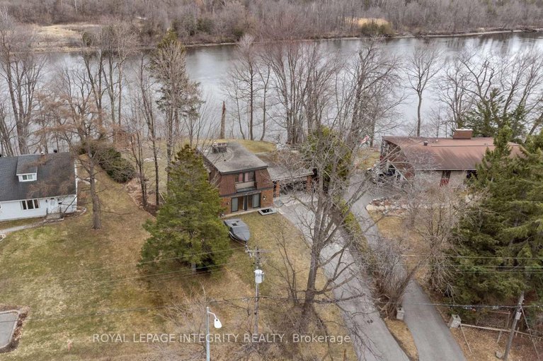 29319592/2061-prince-of-wales-drive/rideau-heightsrideau-river/ottawa/ontario/K2E7A4_23