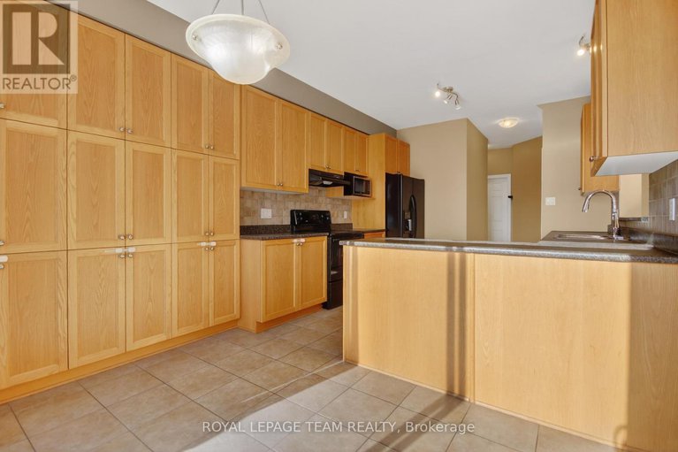 29182654/59-polo-lane/emerald-meadowstrailwest/ottawa/ontario/K2M2Y4_19