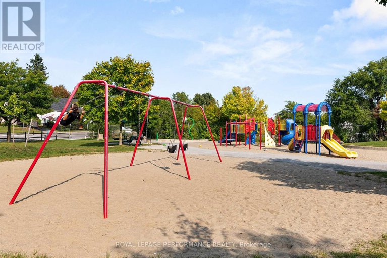 28843837/196-kipp-street/vanier/ottawa/ontario/K1S4J1_35