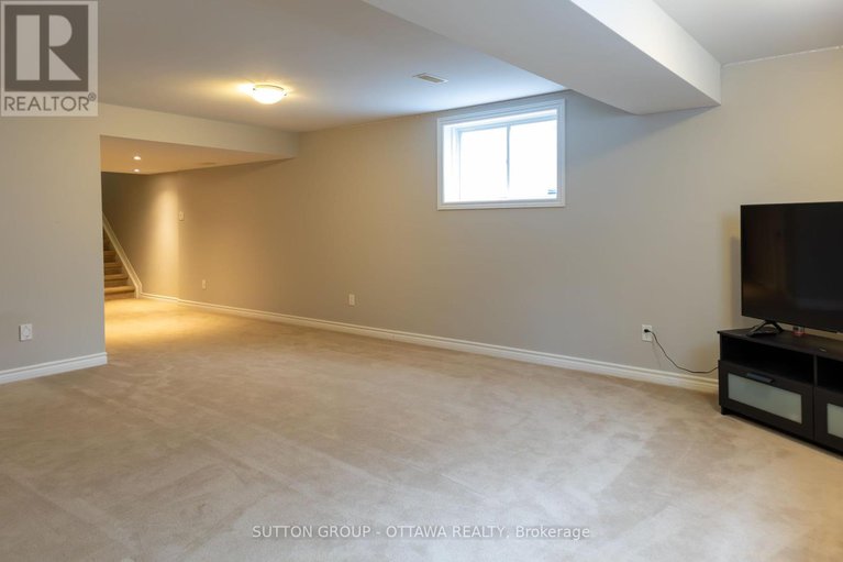 28230051/654-moorpark-avenue/emerald-meadowstrailwest/ottawa/ontario/K2M0H8_30