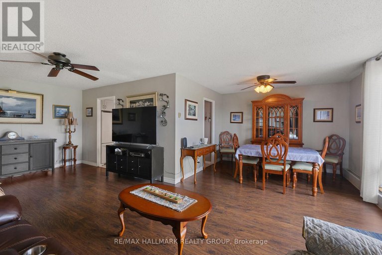 28316774/307-1485-baseline-road/copeland-park/ottawa/ontario/K2C3L8_13