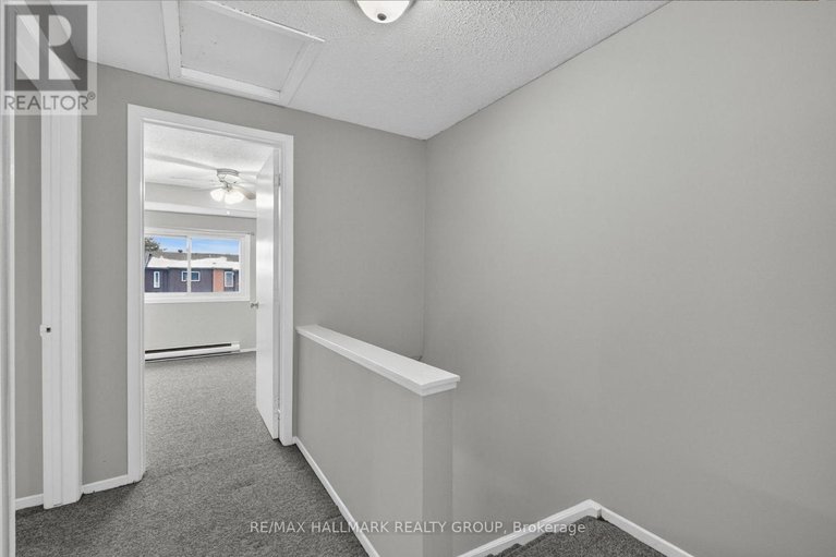 29254811/3219-stockton-drive/blossom-parkkemp-parkfindlay-creek/ottawa/ontario/K1T1S3_25