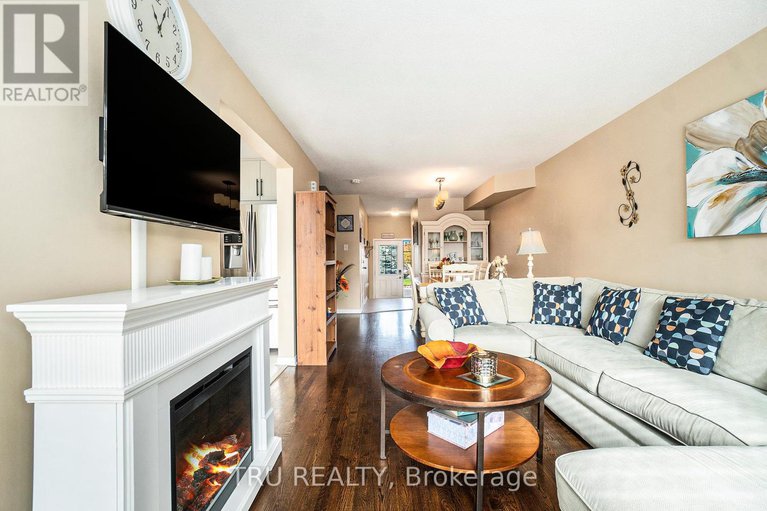 28989058/214-arrita-street-e/emerald-meadowstrailwest/ottawa/ontario/K2S0J7_6
