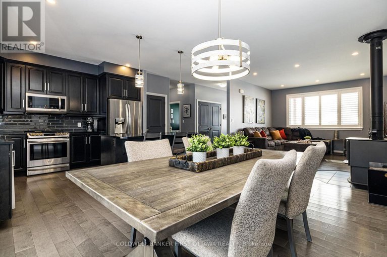 29400692/120-stirling-crescent/north-grenville-twp-kemptville-east/north-grenville/ontario/K0G1J0_19