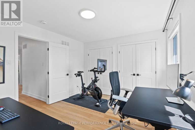 28543963/80-dagmar-avenue/vanier/ottawa/ontario/K1L5T4_29