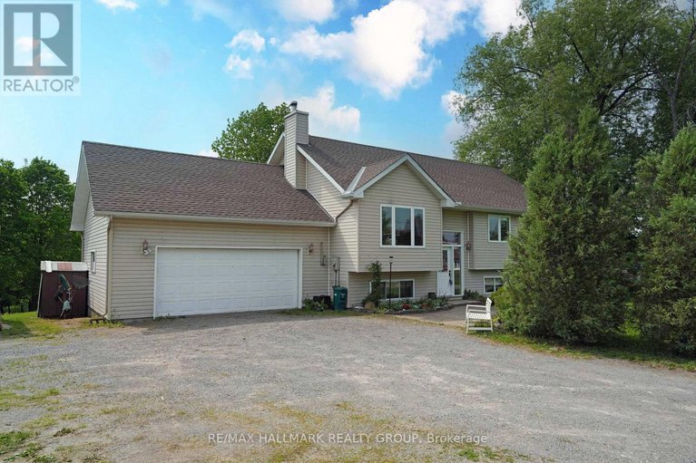 28430481/184-old-pakenham-road/fitzroy/ottawa/ontario/K0A1X0_2
