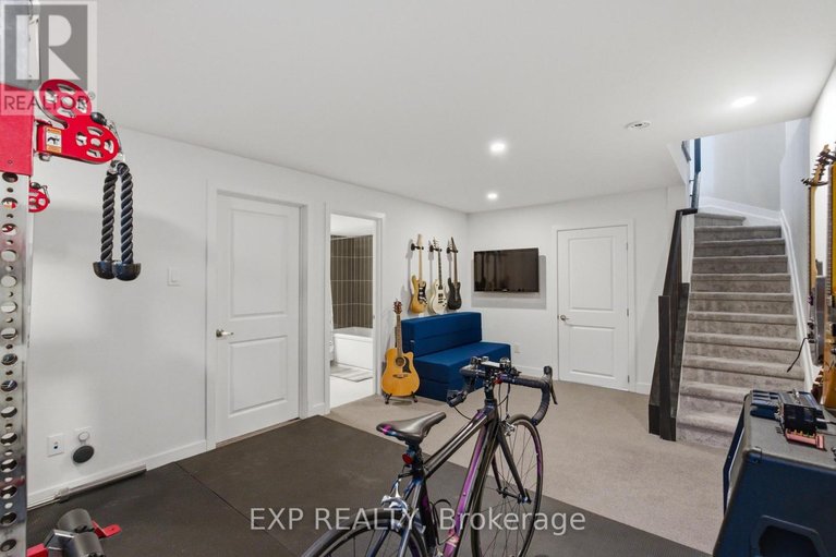 29527495/177-longworth-avenue/leitrim/ottawa/ontario/K1T0T2_28