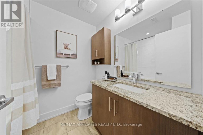 28756079/3-23-bergeron-private/chapel-hill/ottawa/ontario/K1C0C2_27