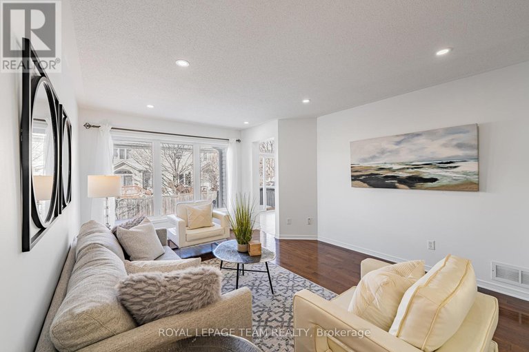 29363921/313-bryarton-street/chapel-hill/ottawa/ontario/K1C7R5_11