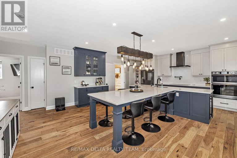 29012962/4645-mcneely-rd-road/sarsfieldbearbrook/ottawa/ontario/K4B1J1_9