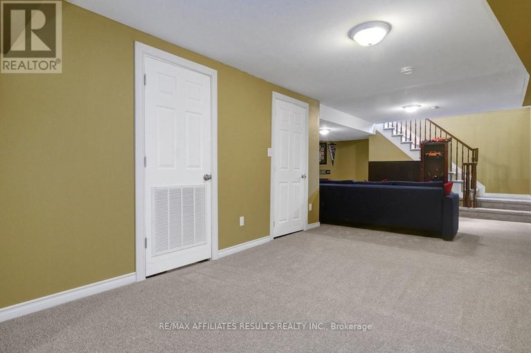 28577158/310-silbrass-private/stonebridge/ottawa/ontario/K2J5M5_42