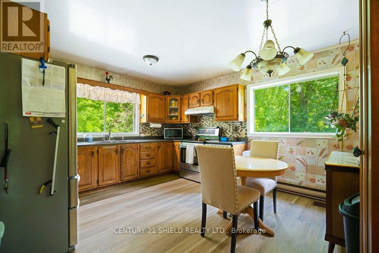 28611000/4571-glen-roy-road/south-glengarry-charlottenburgh-twp/south-glengarry/ontario/K0C1L0_15
