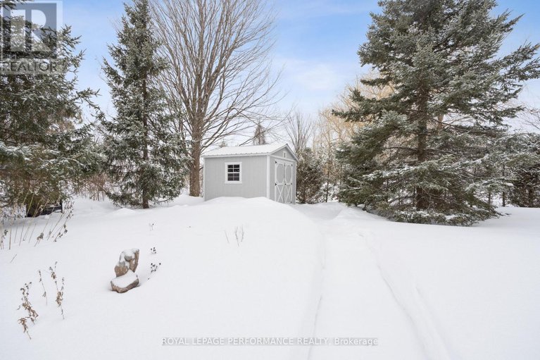 29518098/19644-marcoux-road/north-glengarry-kenyon-twp/north-glengarry/ontario/K0C1A0_27