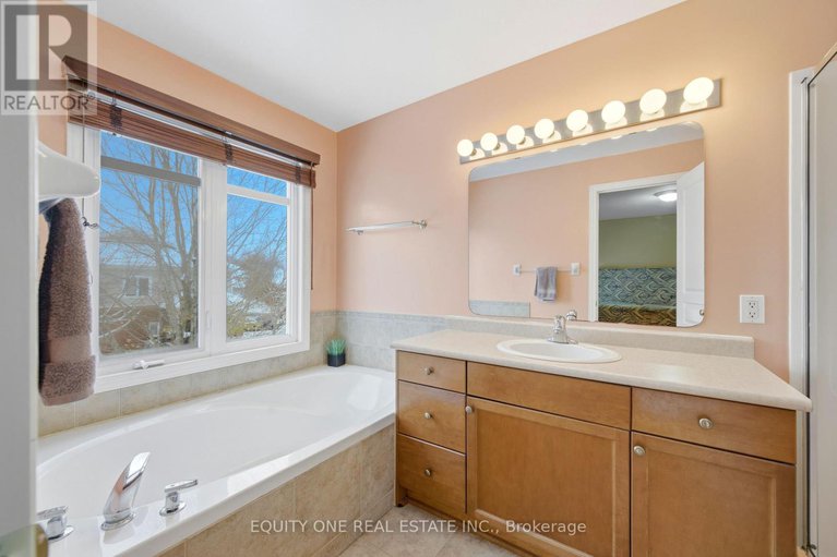 29096710/64-stedman-street/blossom-parkkemp-parkfindlay-creek/ottawa/ontario/K1T4G7_18