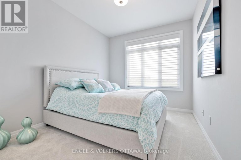 28377095/624-mikinak-road/cfb-rockcliffe-and-area/ottawa/ontario/K1K3X7_30