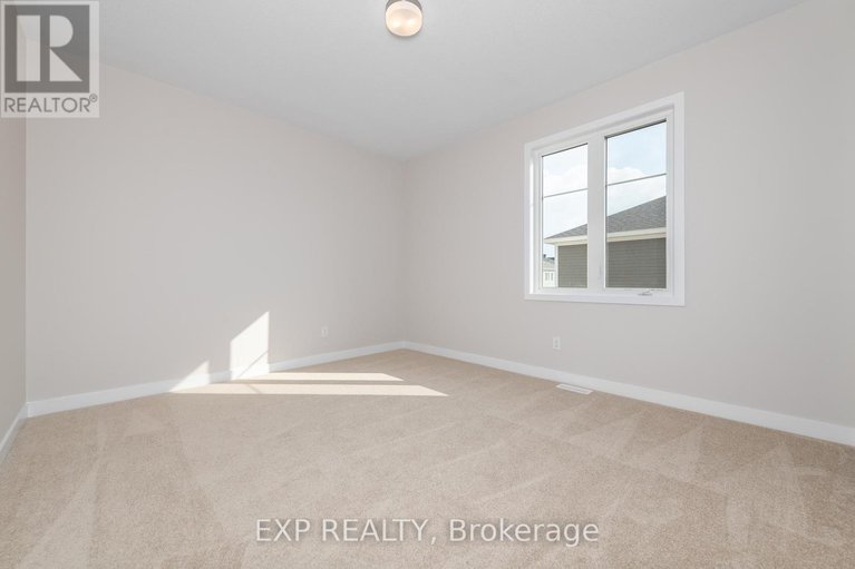 28594727/611-terrier-circle/goulbourn-twp-from-franktown-rdsouth-to-rideau/ottawa/ontario/K0A2Z0_23