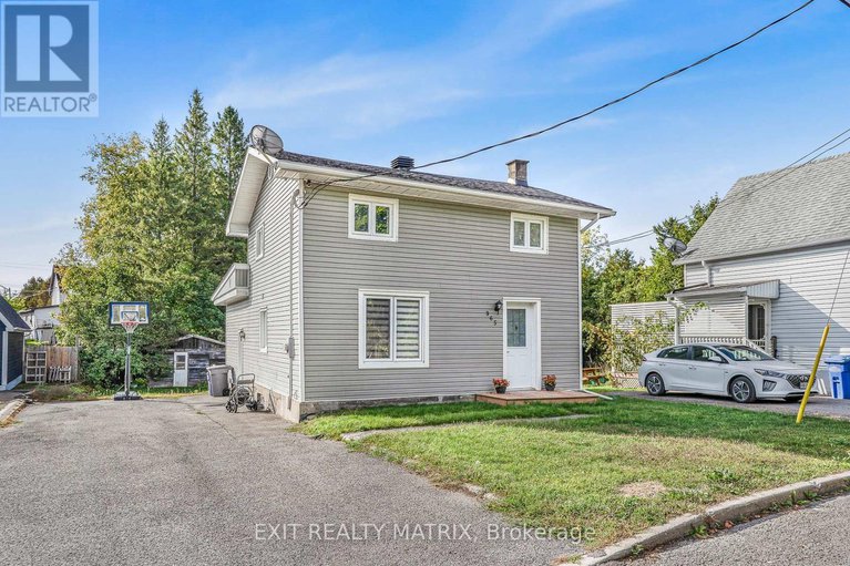 28914095/965-marston-street/lorignal/champlain/ontario/K0B1K0_1