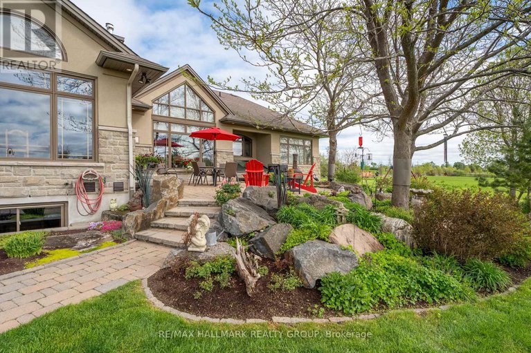 28343367/6980-mansfield-road/btwn-franktown-rd-fallowfield-rd/ottawa/ontario/K2S1B8_44