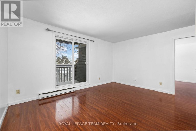 29098666/314-214-viewmount-drive/borden-farmstewart-farmcarleton-heightsparkwood-hills/ottawa/ontario/K2E7X3_11