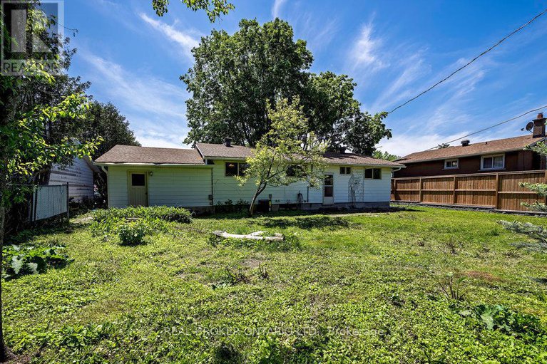 28389803/87-viewmount-drive/meadowlandscrestview/ottawa/ontario/K2G3B9_25
