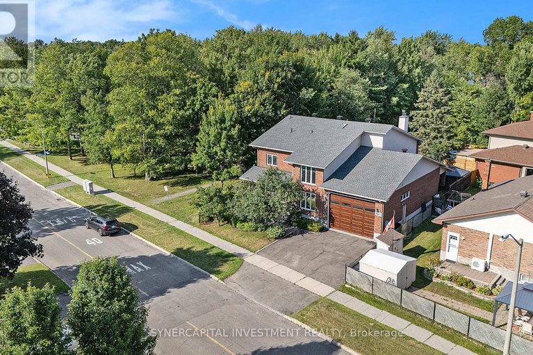 28655111/3809-alderwood-street/emerald-woodssawmill-creek/ottawa/ontario/K1T3R3_37