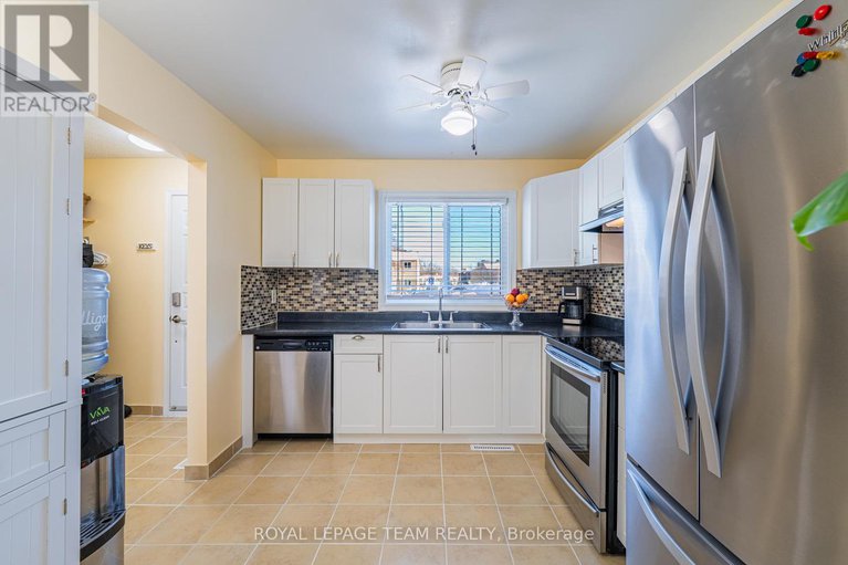 29296778/67-1347-perez-crescent/carson-grove/ottawa/ontario/K1J8T9_13