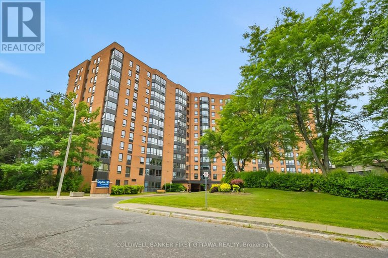 28537358/412-80-sandcastle-drive/leslie-park/ottawa/ontario/K2H9E7_1